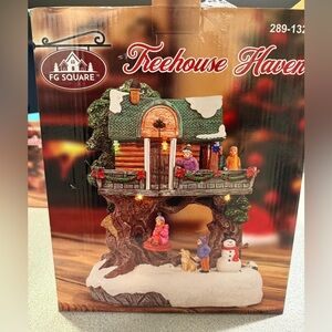 FG Square Tree house Haven